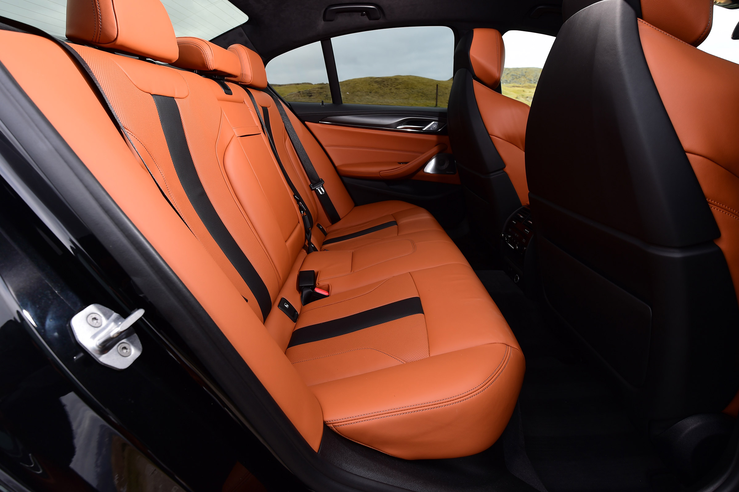 BMW M5 - rear seats