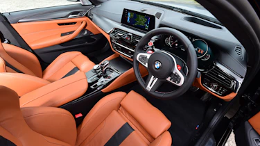 BMW M5 - cabin