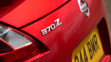 Nissan 370Z - 370Z badge