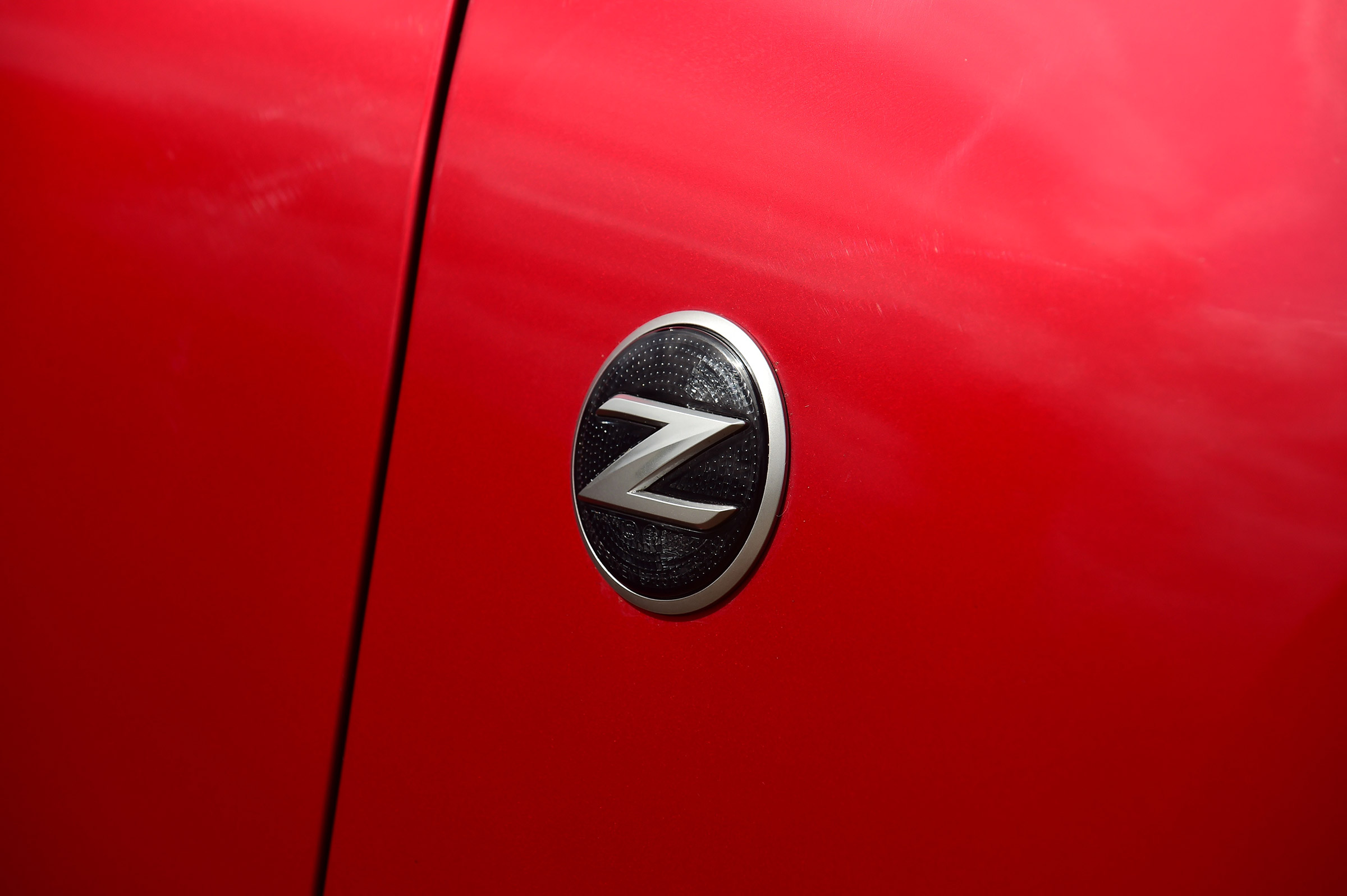 Nissan 370Z - Z badge
