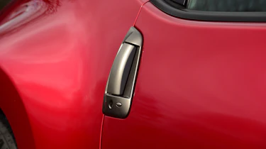 Nissan 370Z - door handle