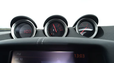 Nissan 370Z - interior detail