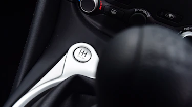 Nissan 370Z - interior