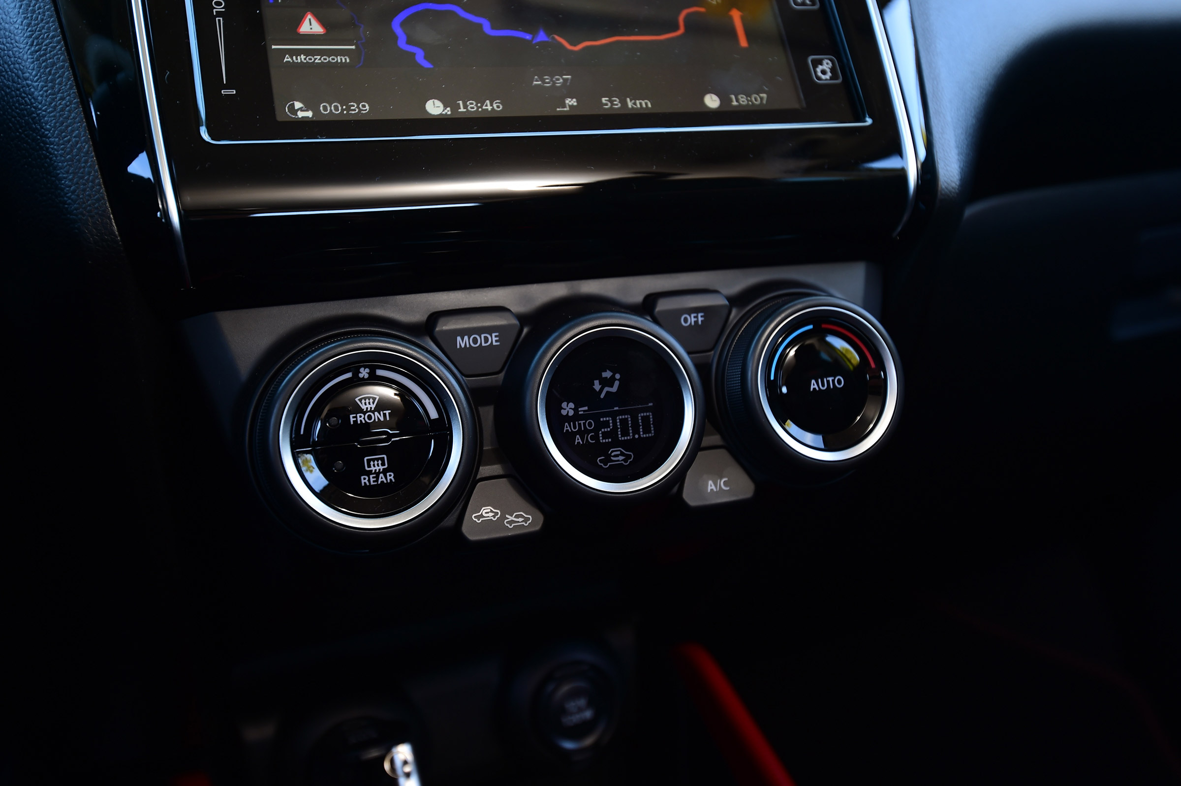 Suzuki Swift Sport - centre console
