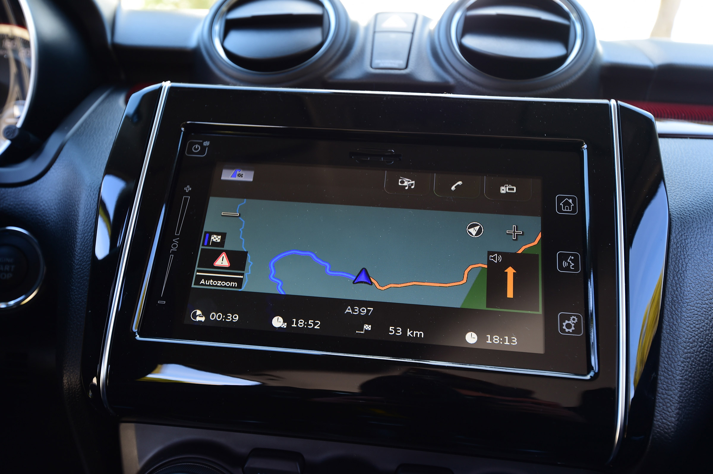 Suzuki Swift Sport - sat-nav
