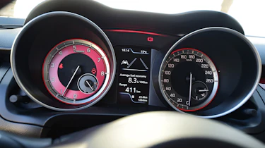 Suzuki Swift Sport - dials