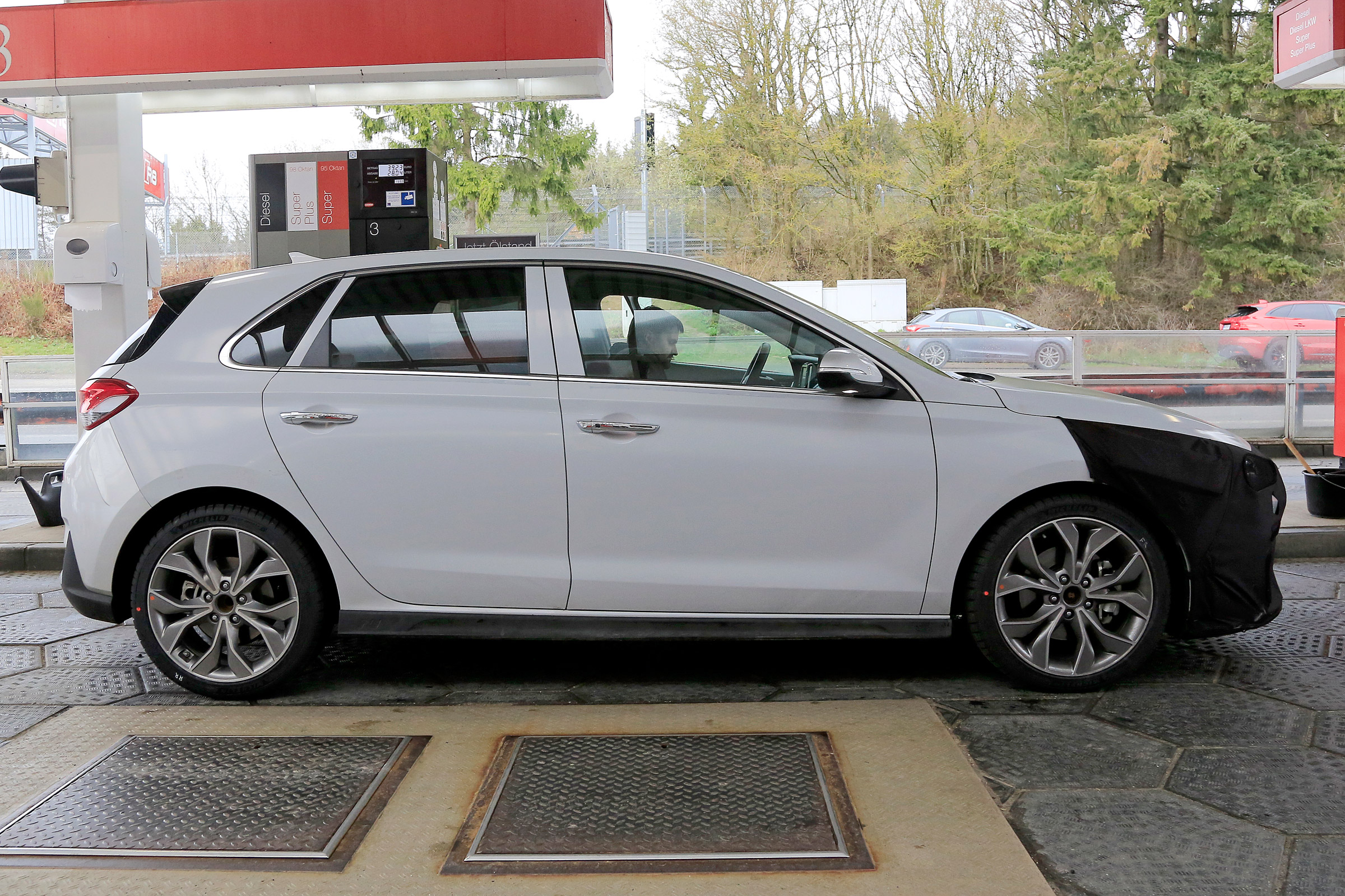 Hyundai i30 N Sport spy shots side