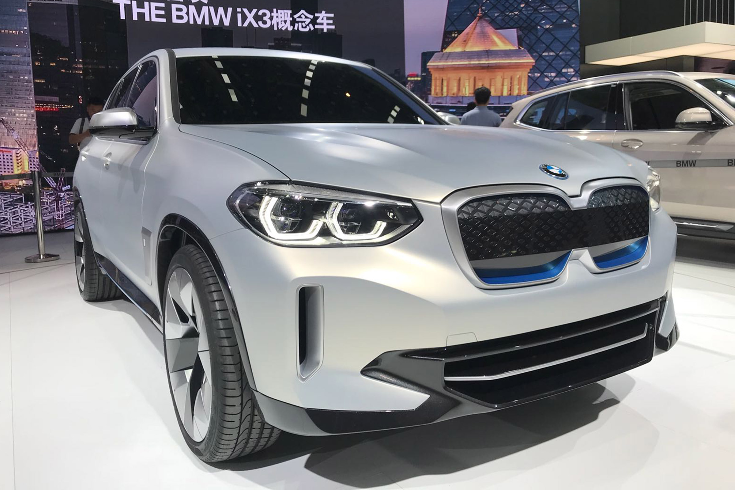 BMW iX3 - Beijing front