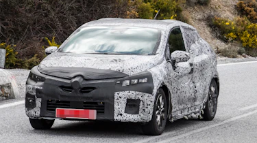 2019 Renault Clio spy shot front quarter