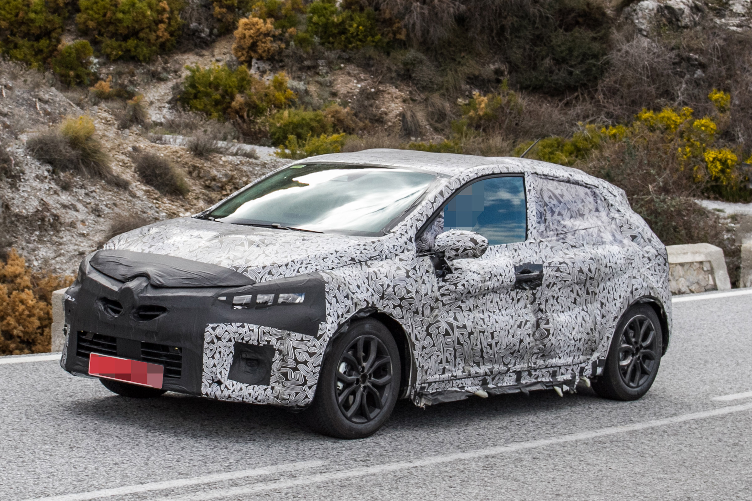 2019 Renault Clio spy shot front quarter