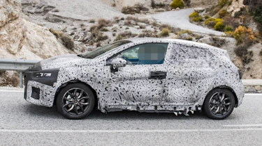 2019 Renault Clio spy shot side