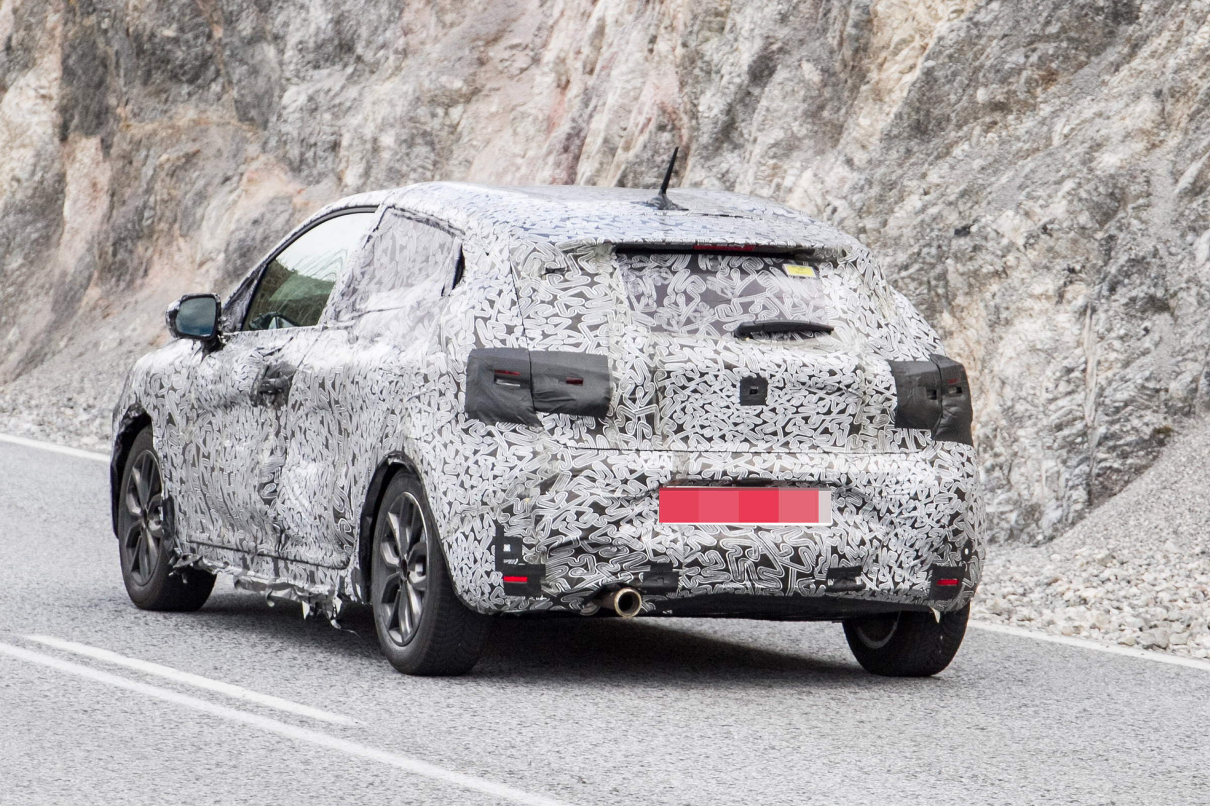 2019 Renault Clio spy shot rear quarter