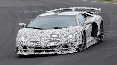 Lamborghini Aventador SVJ - spyshot front/side