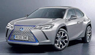 Lexus CT - front (watermarked)