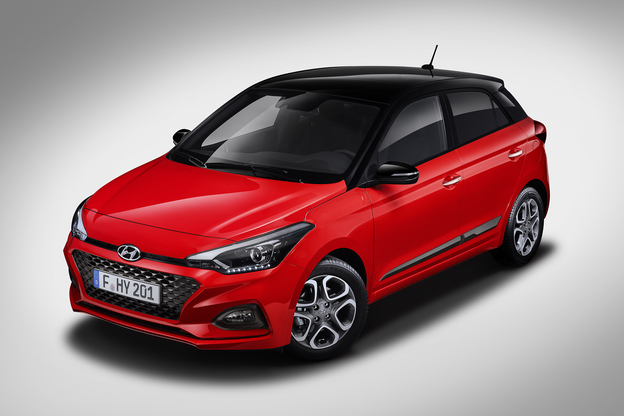 Hyundai i20 facelift - above