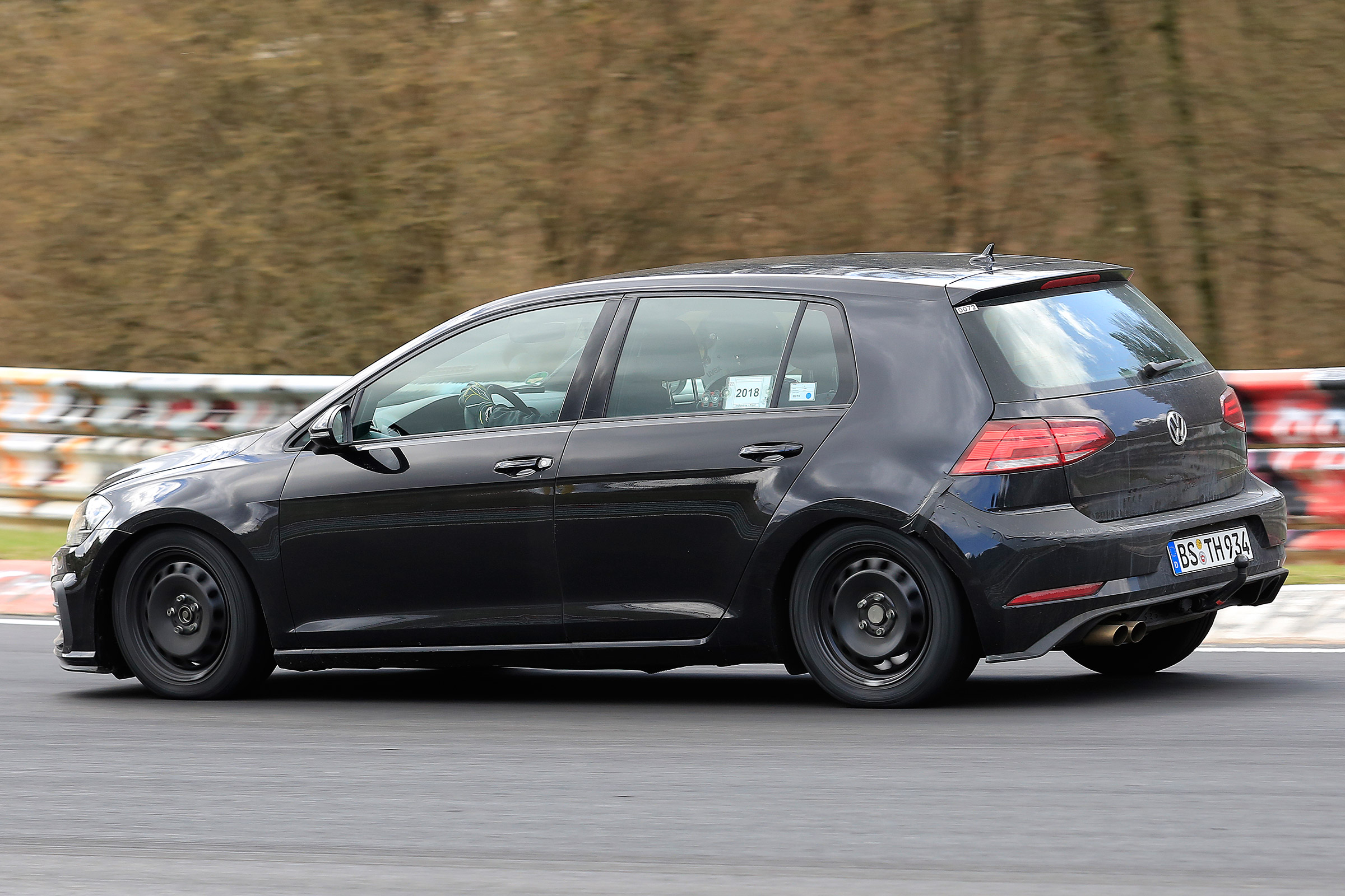 VW Golf Mk8 spies - track side 3/4