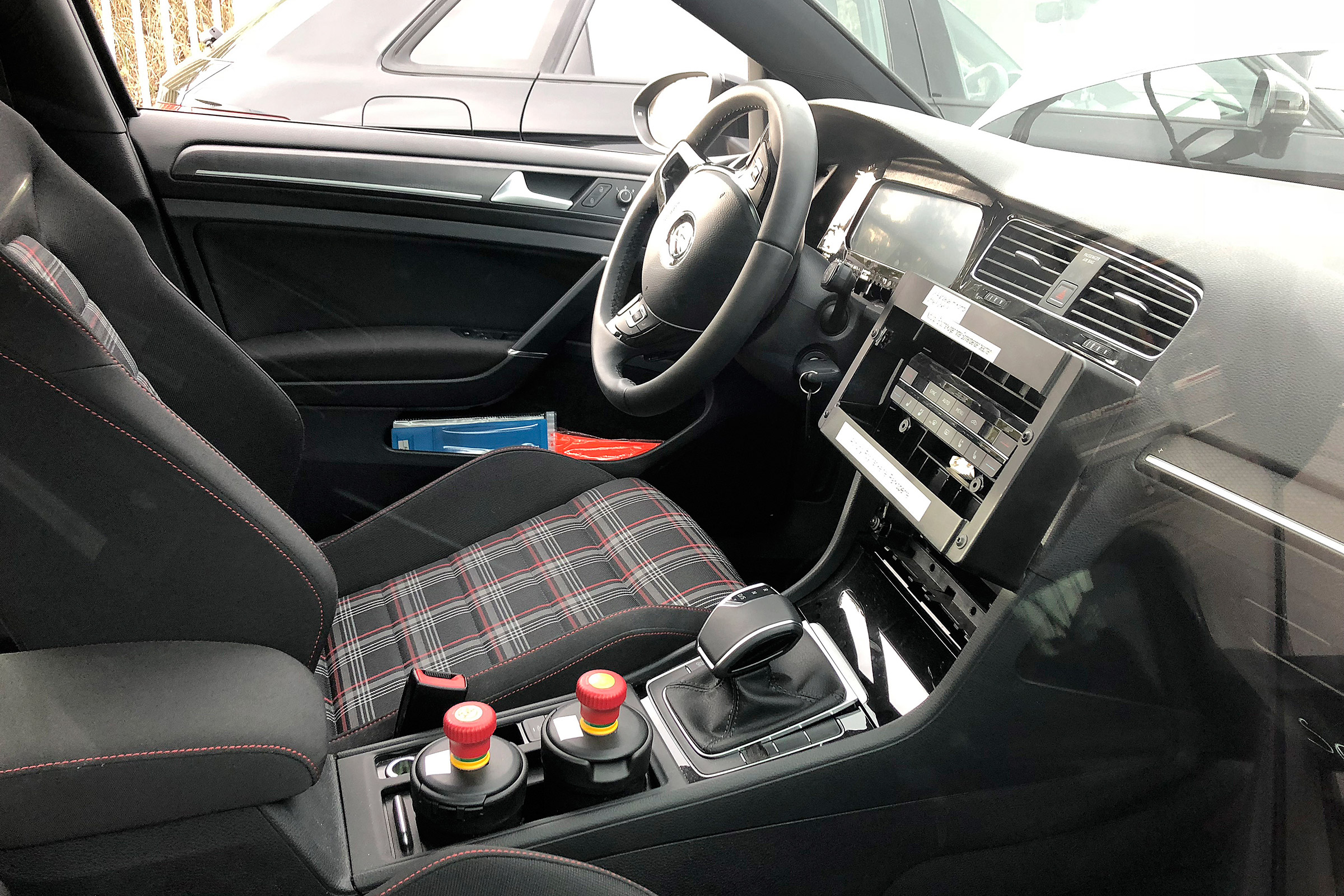 VW Golf Mk8 spies - interior