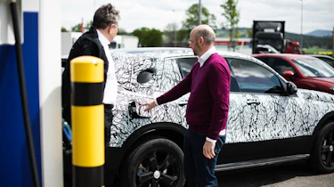 Mercedes EQ C - charging