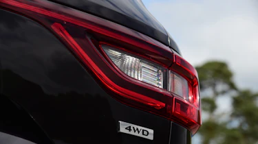 Renault Koleos Initiale Paris taillight