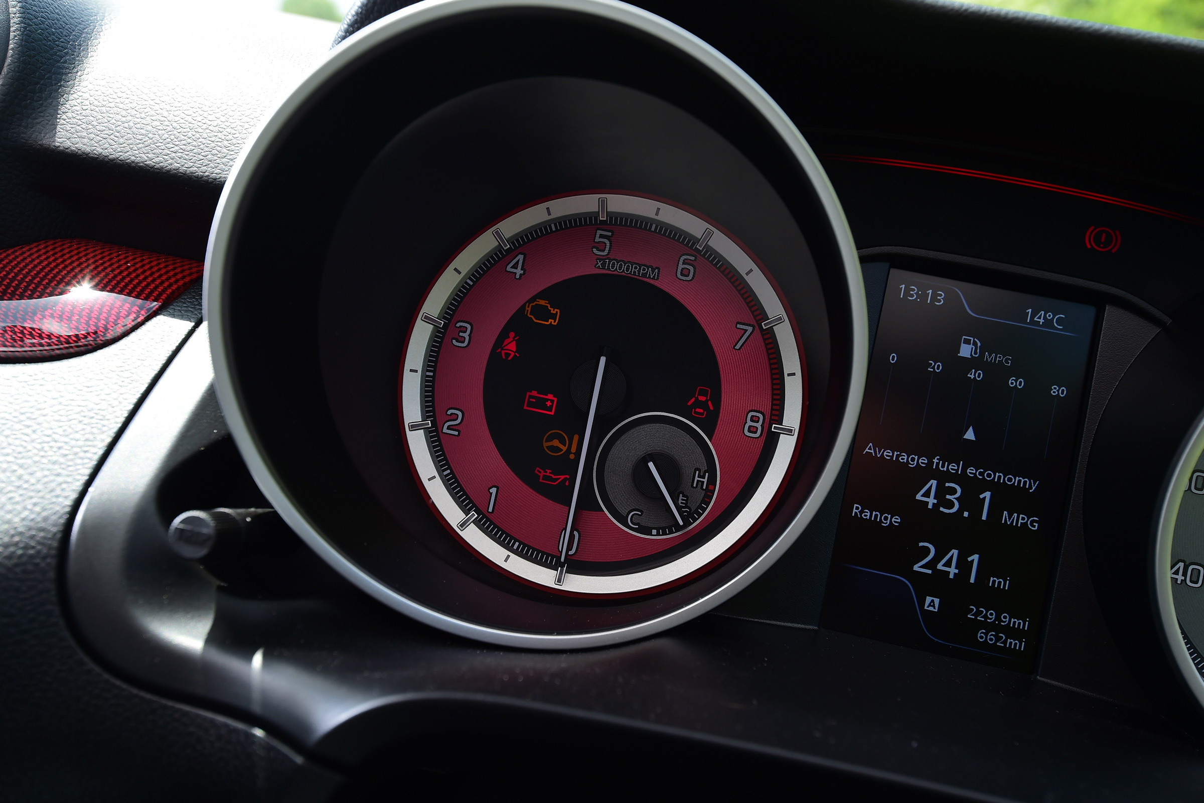 Suzuki Swift Sport - speedo