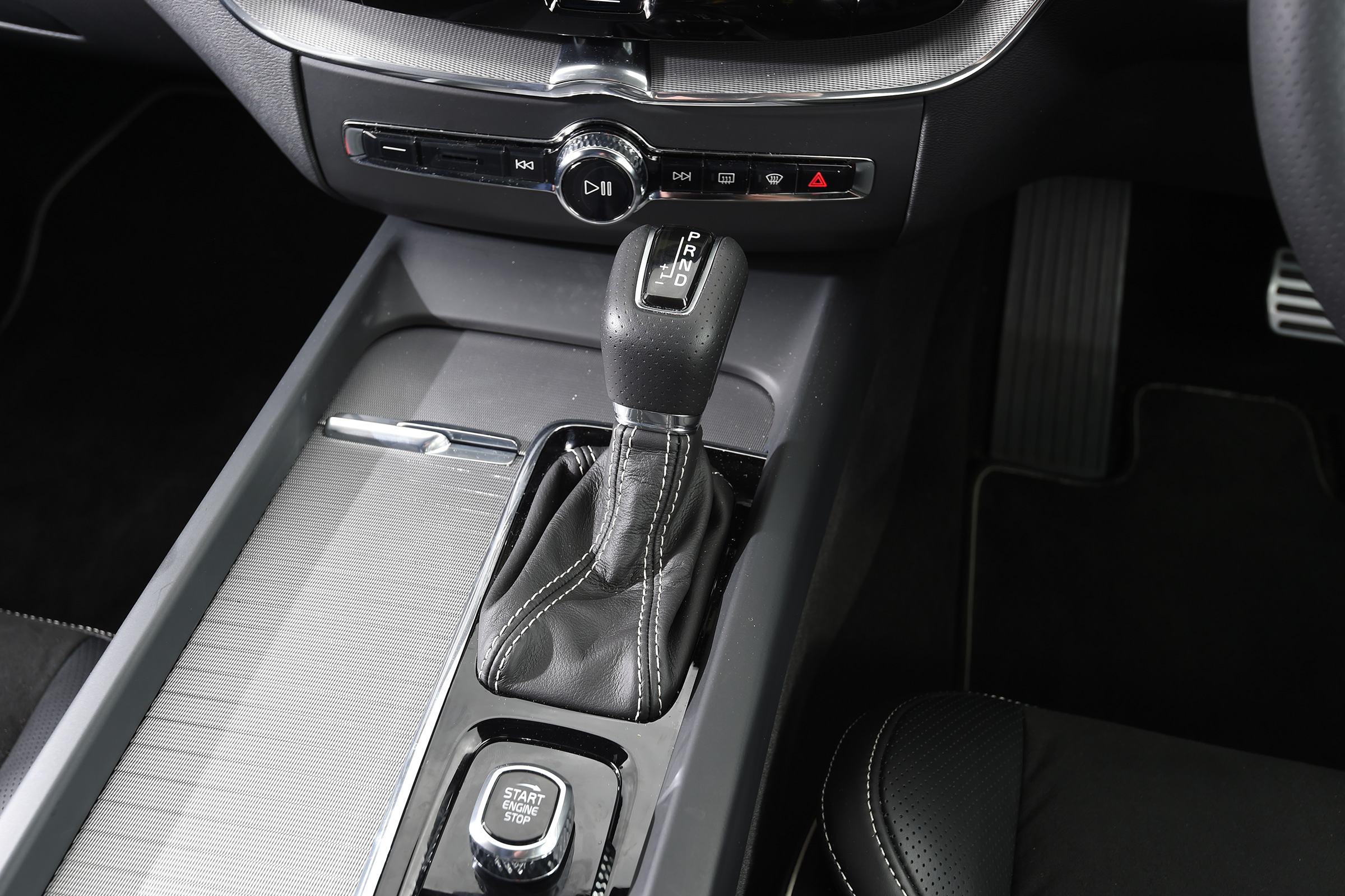 Volvo XC60 long-term test - gear lever