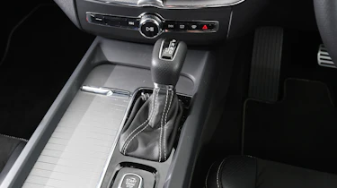 Volvo XC60 long-term test - gear lever