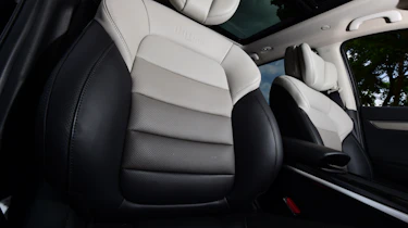 Renault Koleos Initiale Paris shaded seats