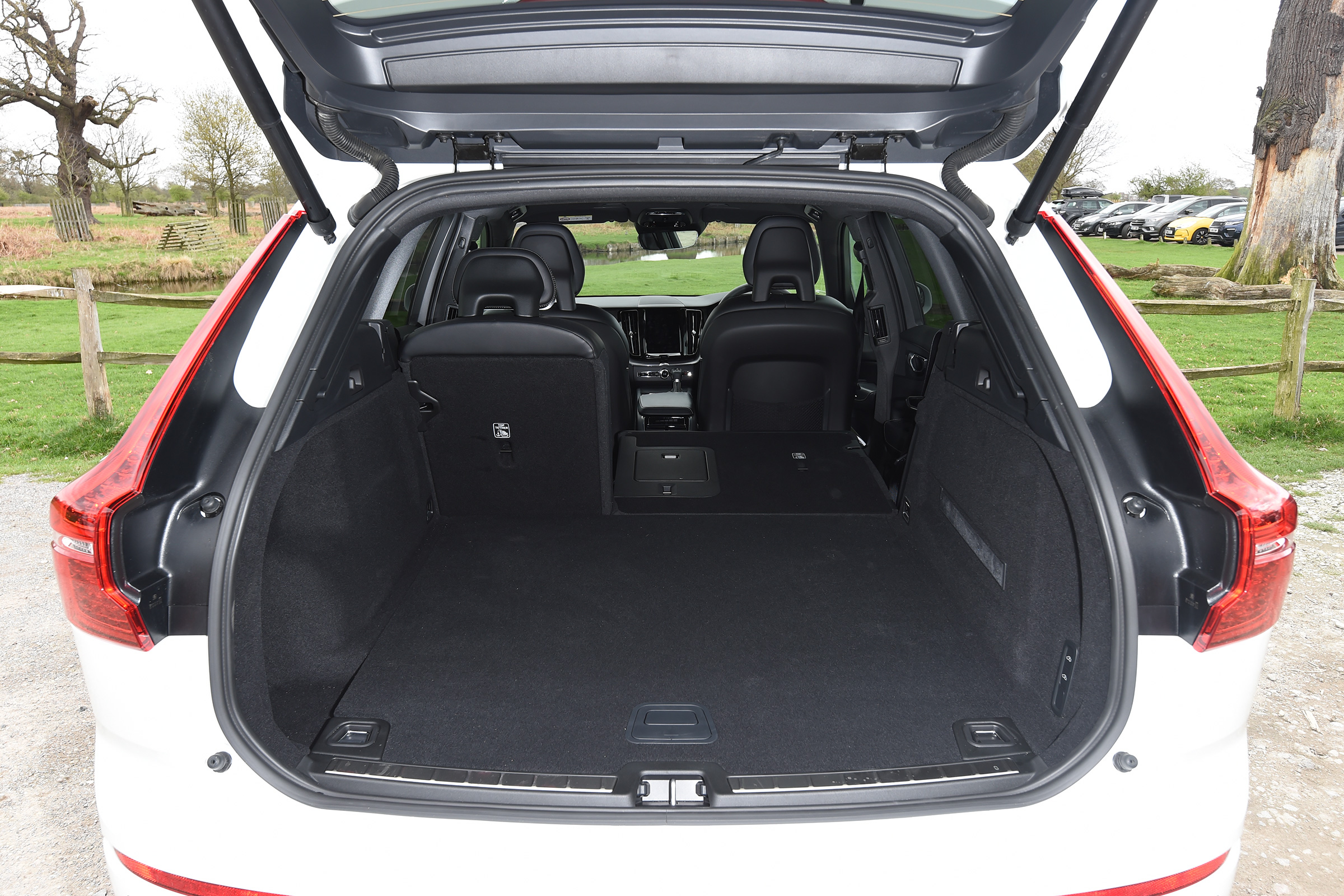 Volvo XC60 long-term test - boot