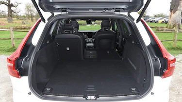 Volvo XC60 long-term test - boot