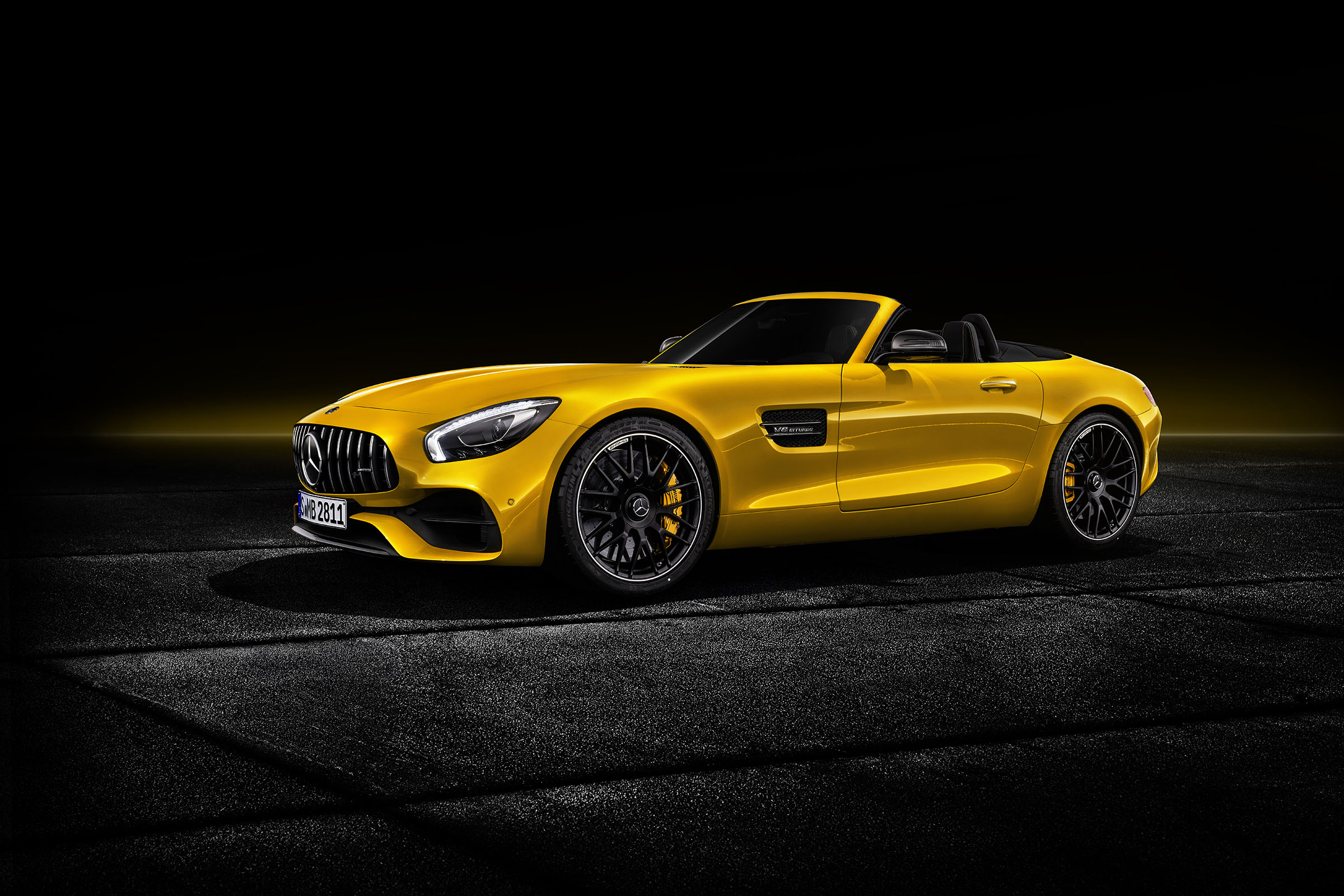 Mercedes-AMG GT S Roadster front 3/4