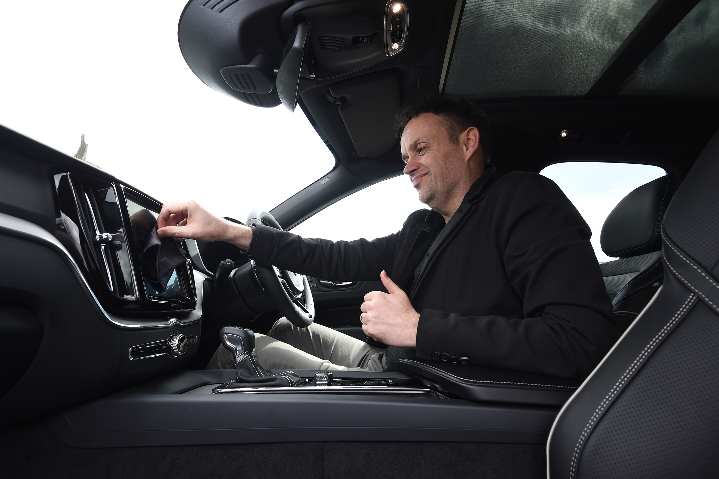 Volvo XC60 long-term test - cloth