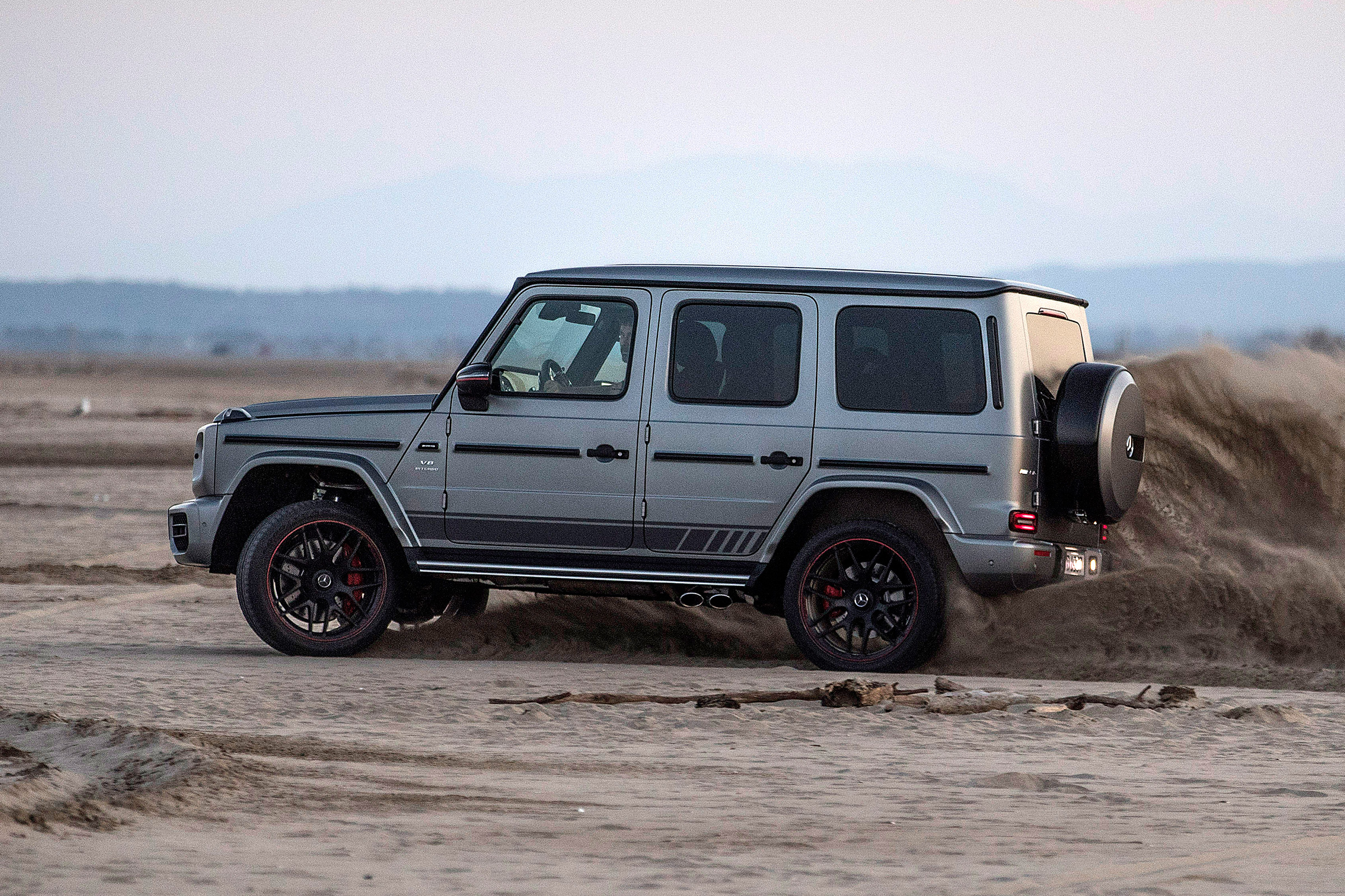 Mercedes-AMG G 63 - side