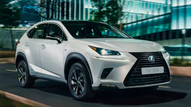Lexus NX 300h Sport - front