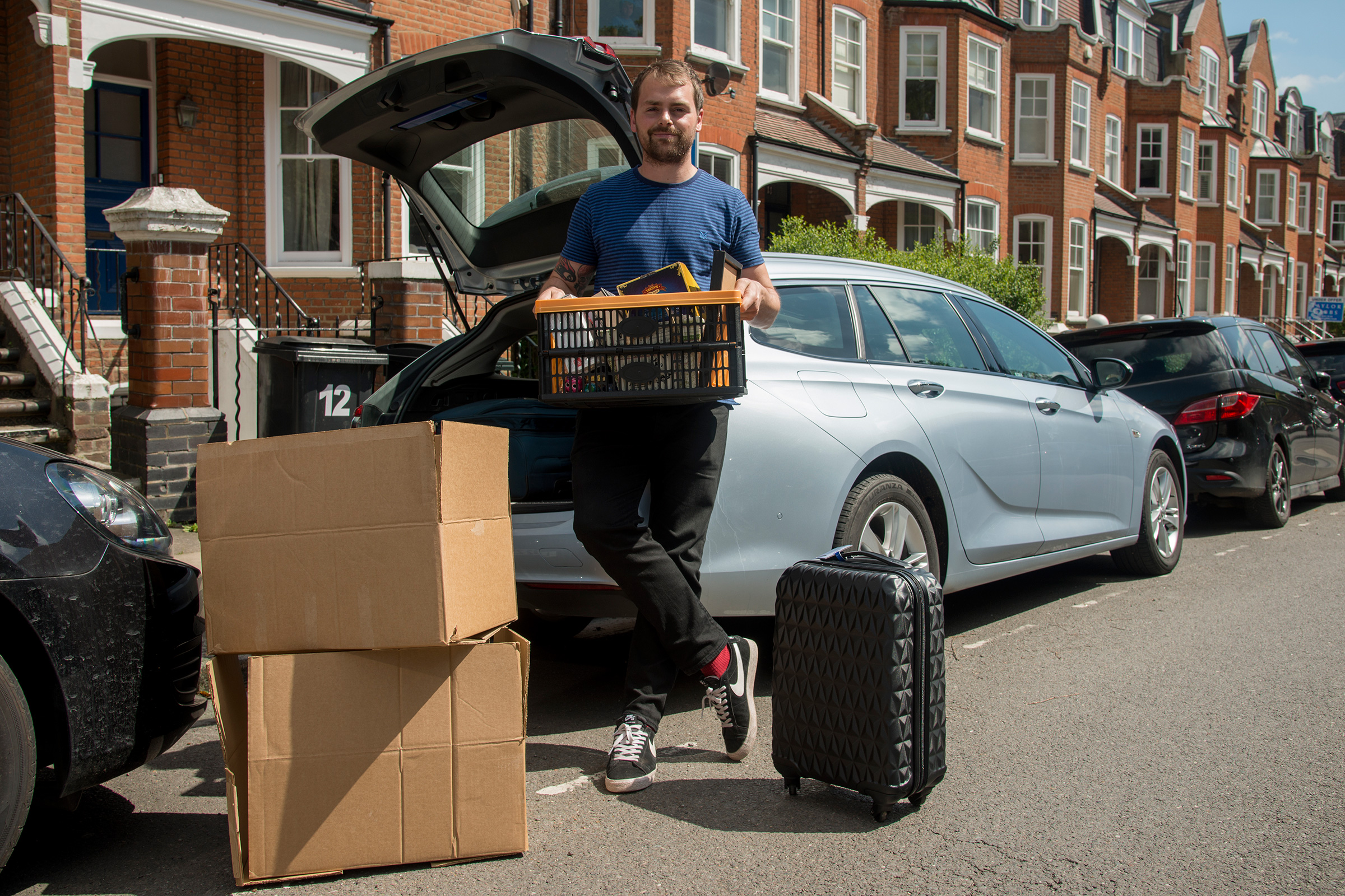 Vauxhall Insignia Sports Tourer - loading
