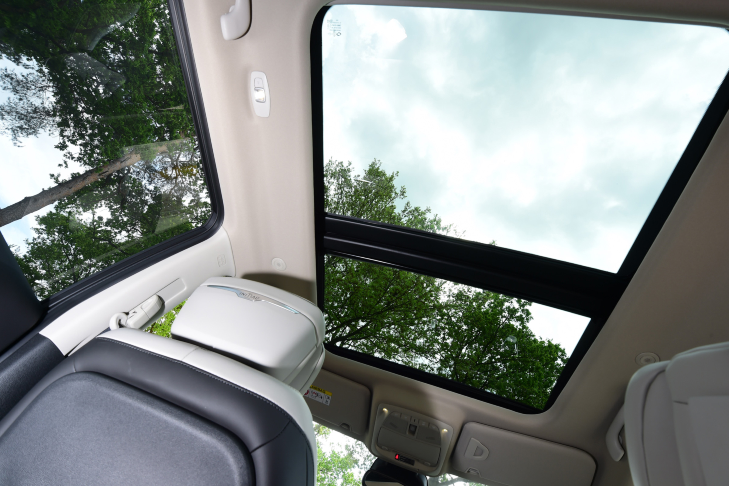 Renault Koleos Initiale Paris sun roof