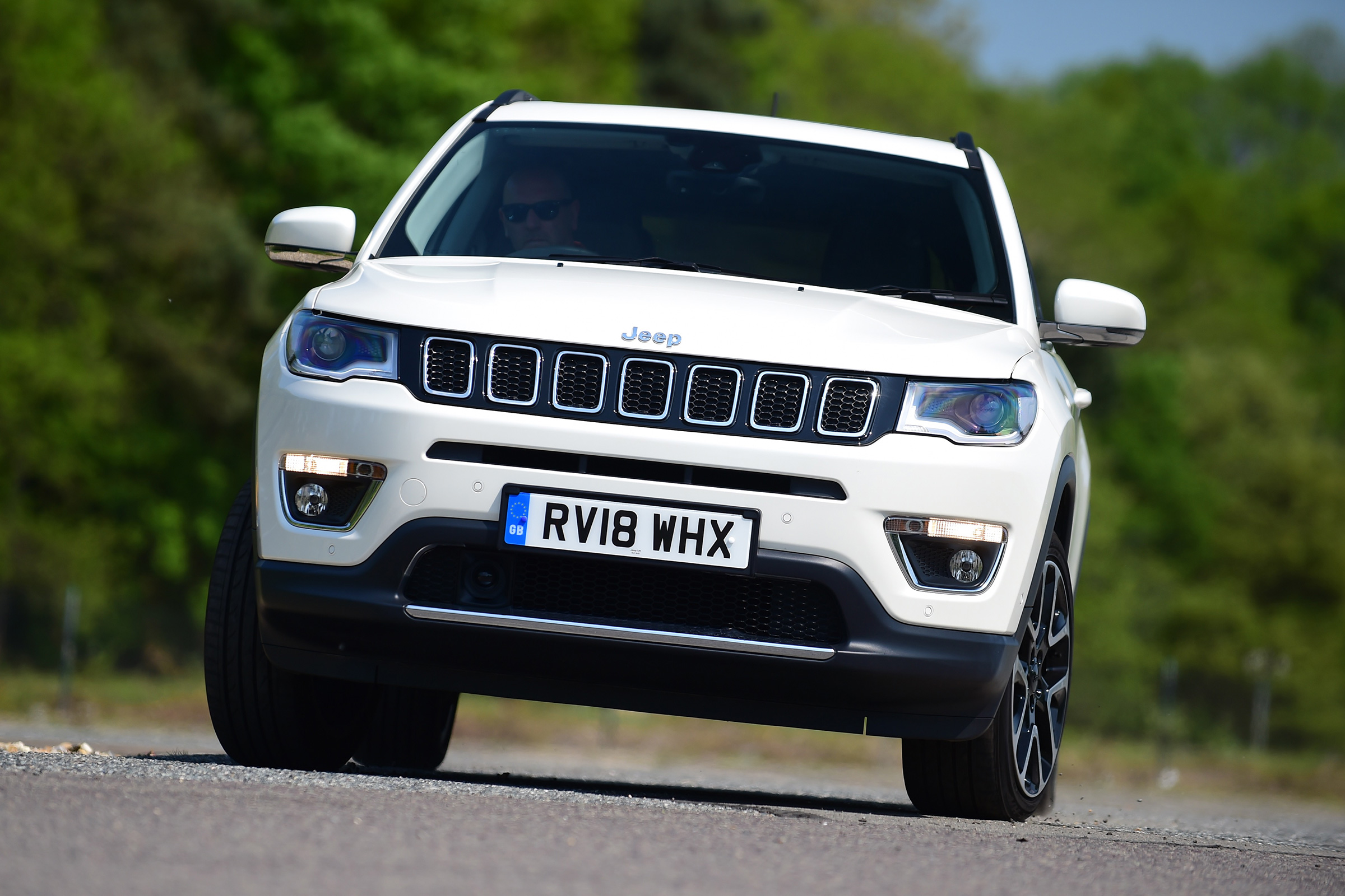 Jeep Compass - front