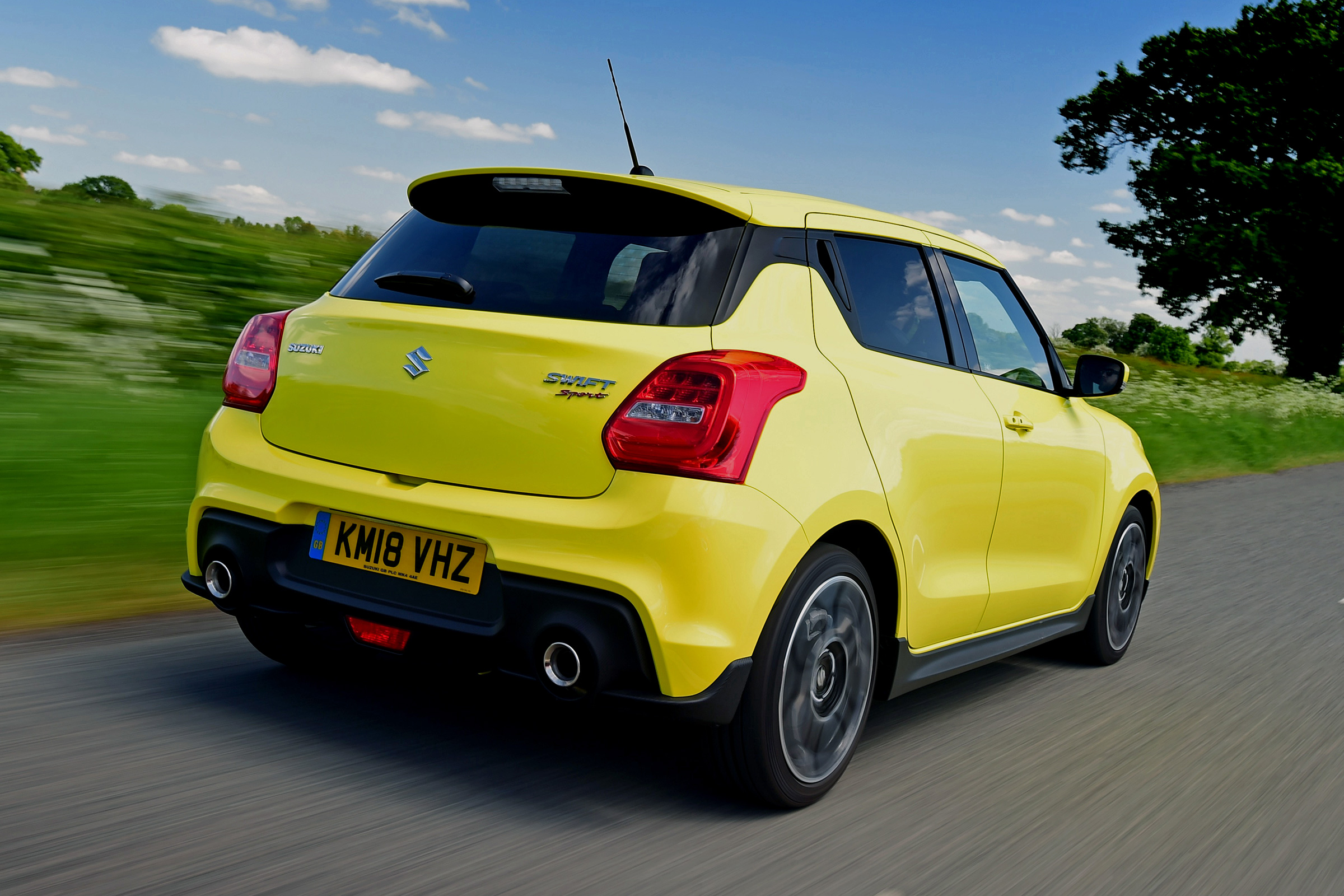 Suzuki Swift Sport - rear