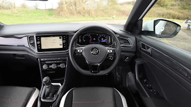 Volkswagen T-Roc - interior