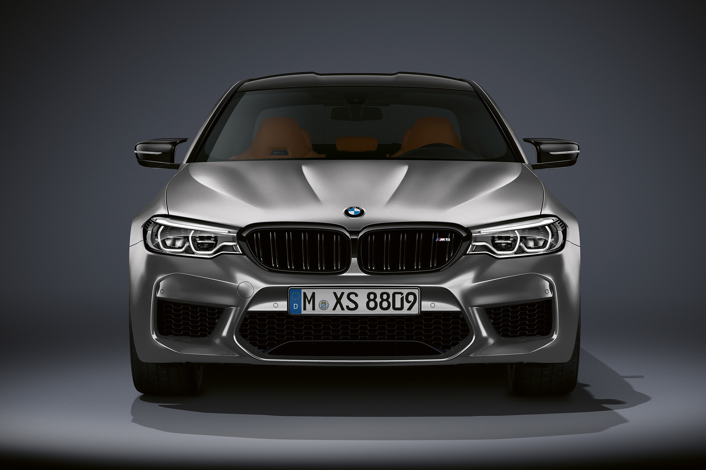 BMW M5 Competition Pack - front