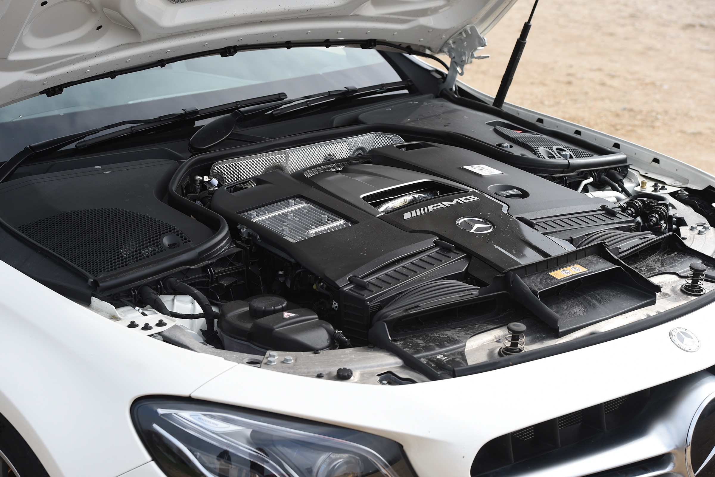 Mercedes-AMG E 63 S - engine