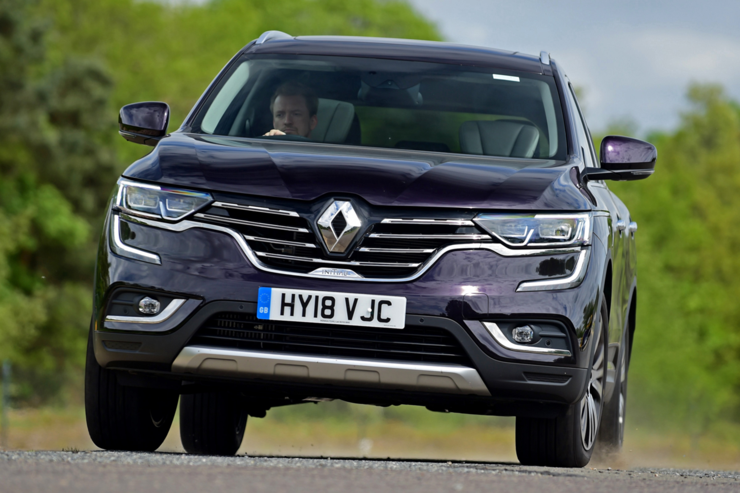 Renault Koleos Initiale Paris front grille