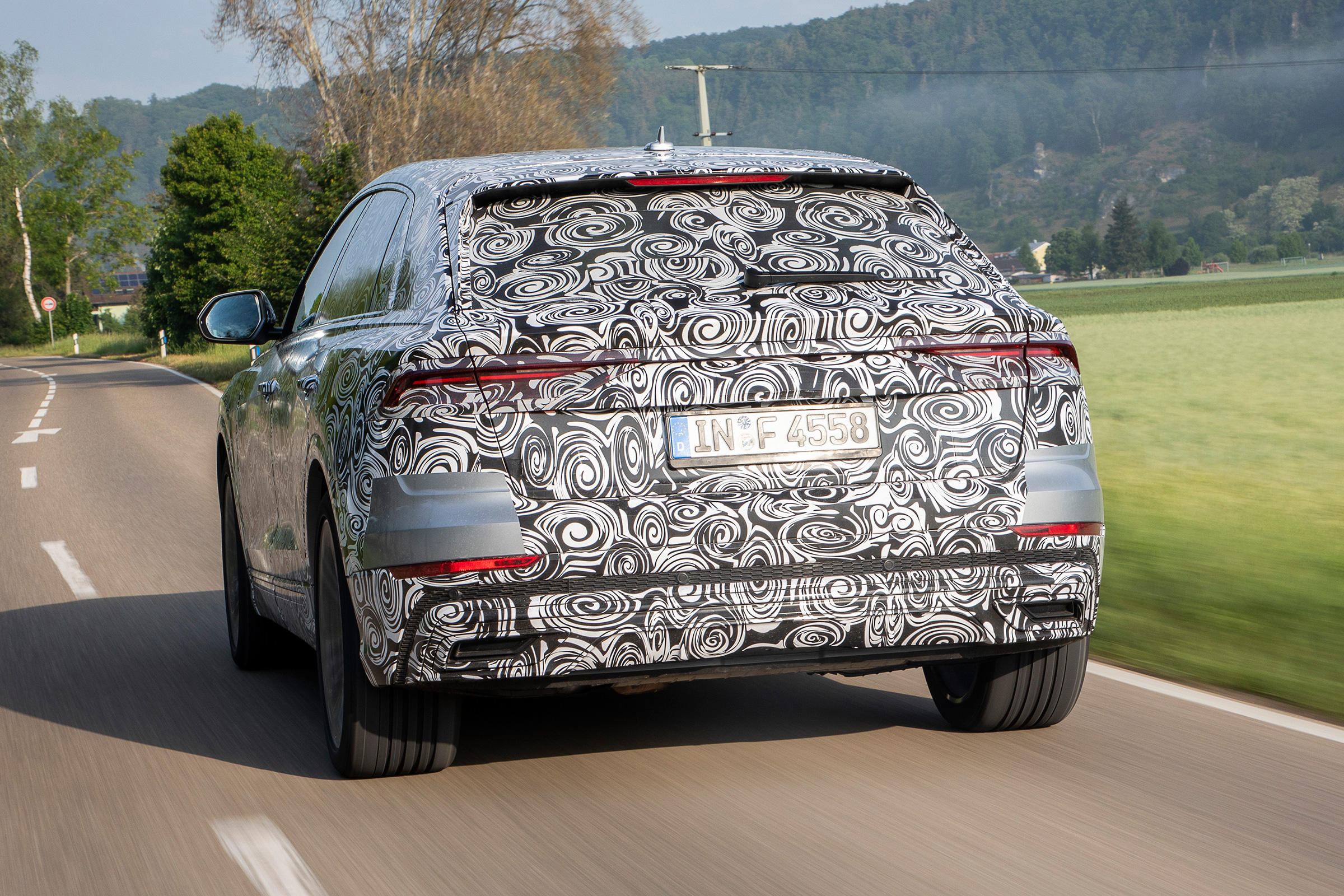 Audi Q8 ride review - rear