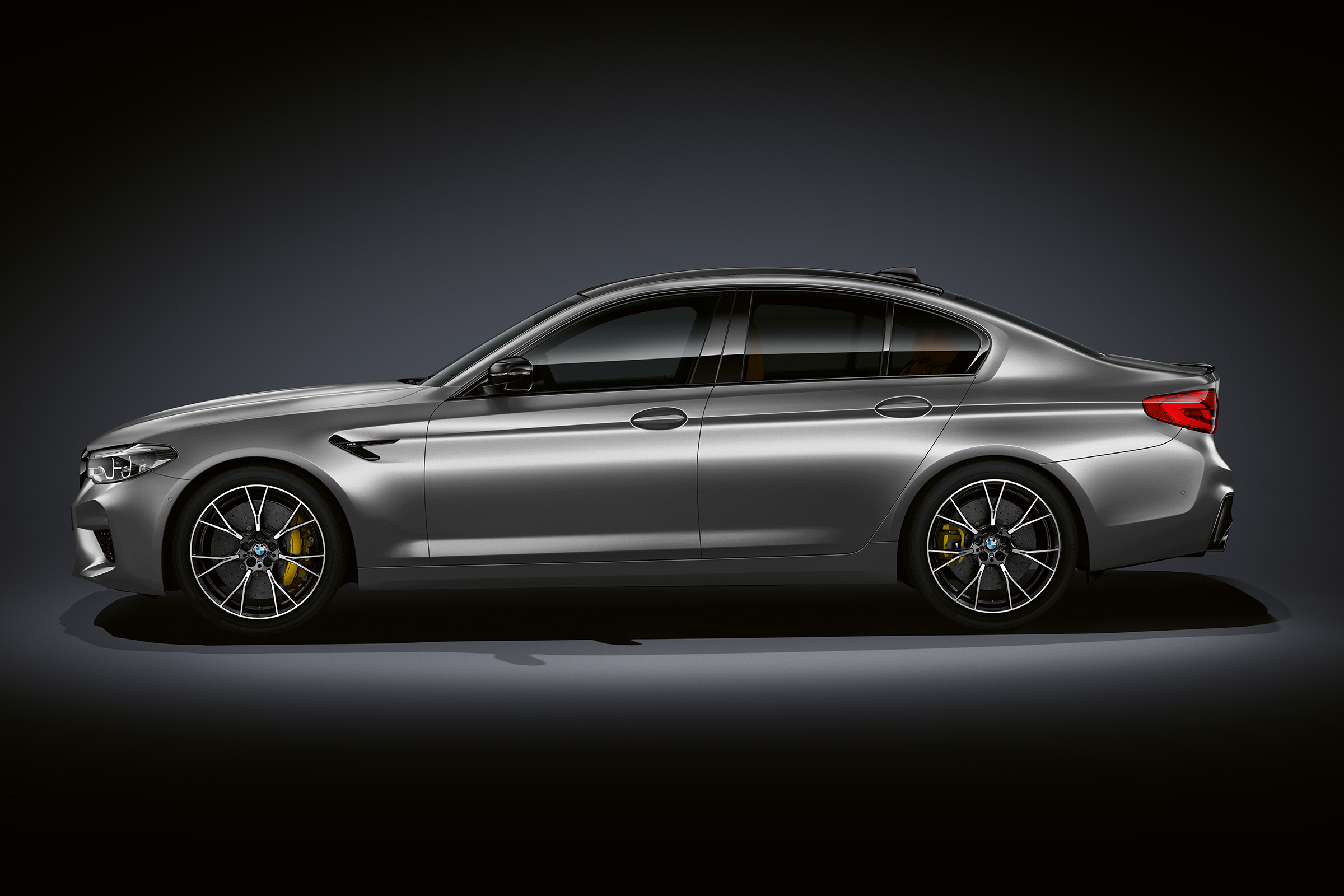 BMW M5 Competition Pack - side