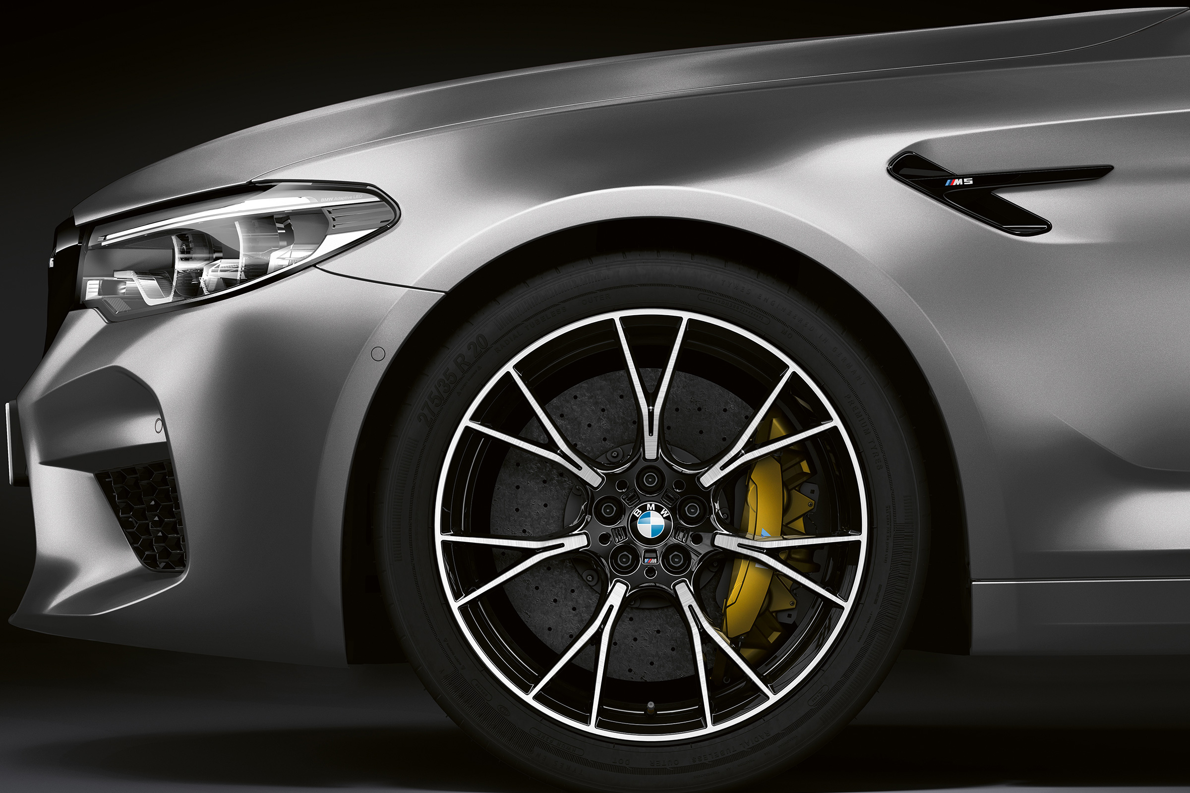 BMW M5 Competition Pack - wheel