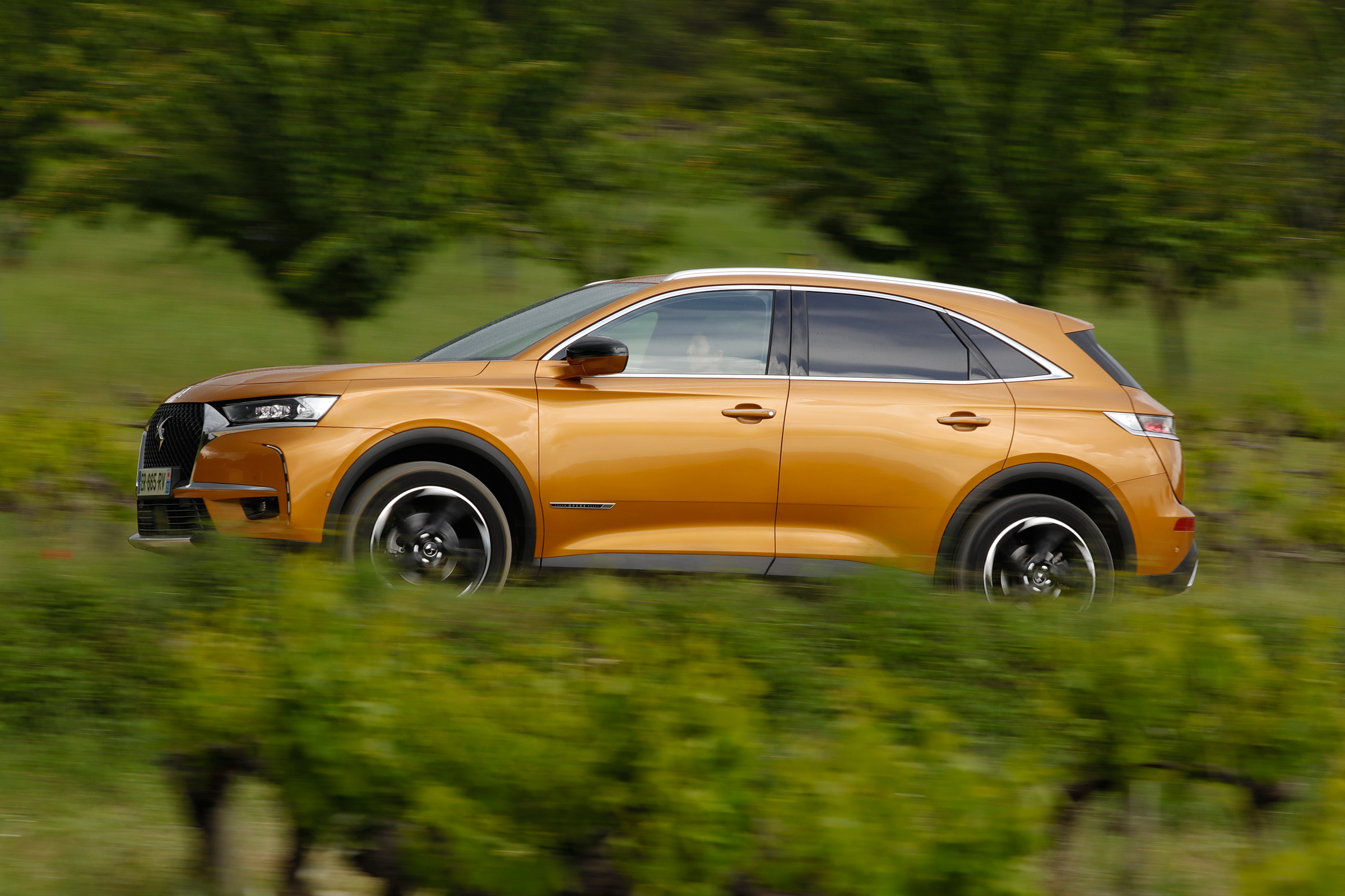 DS 7 Crossback - profile