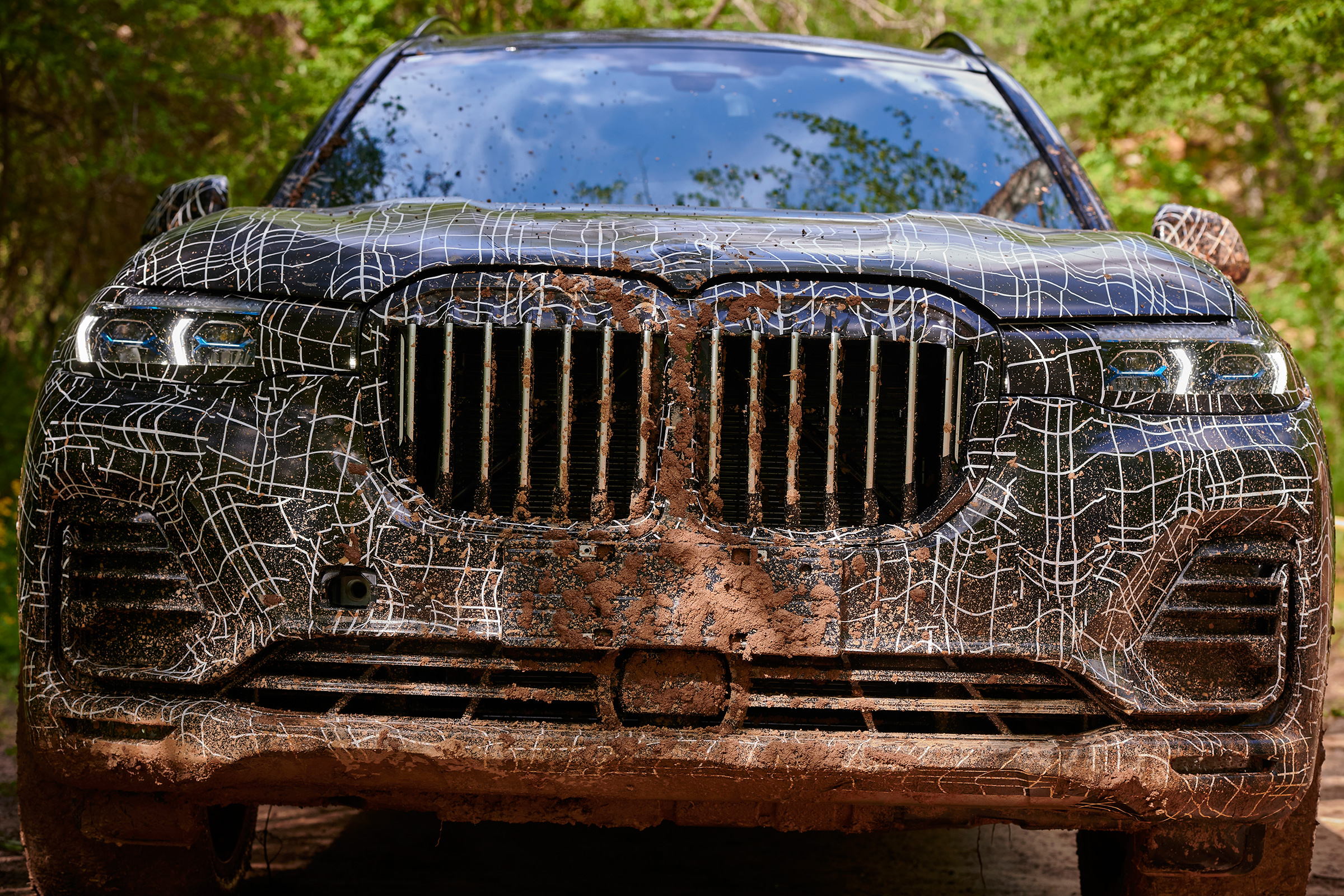 BMW X7 prototype - grille