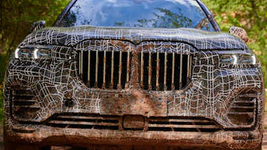 BMW X7 prototype - grille