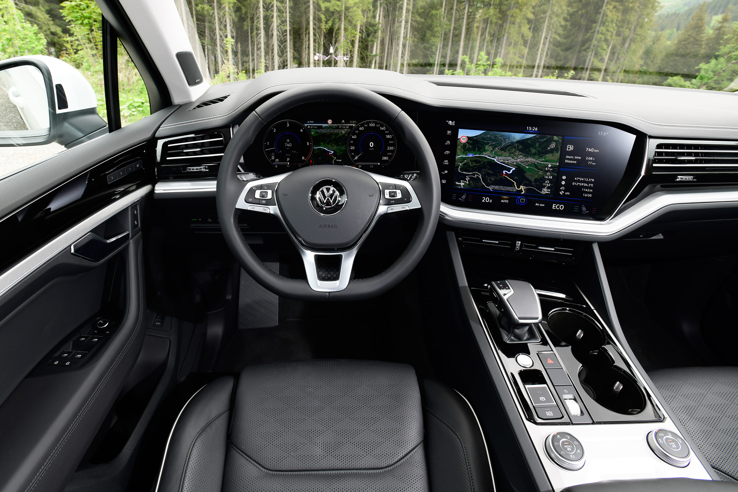 Volkswagen Touareg - dash