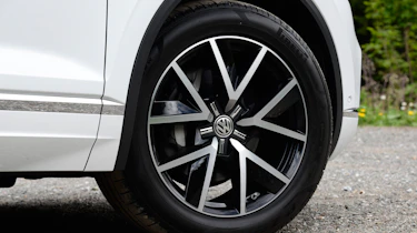 Volkswagen Touareg - wheel