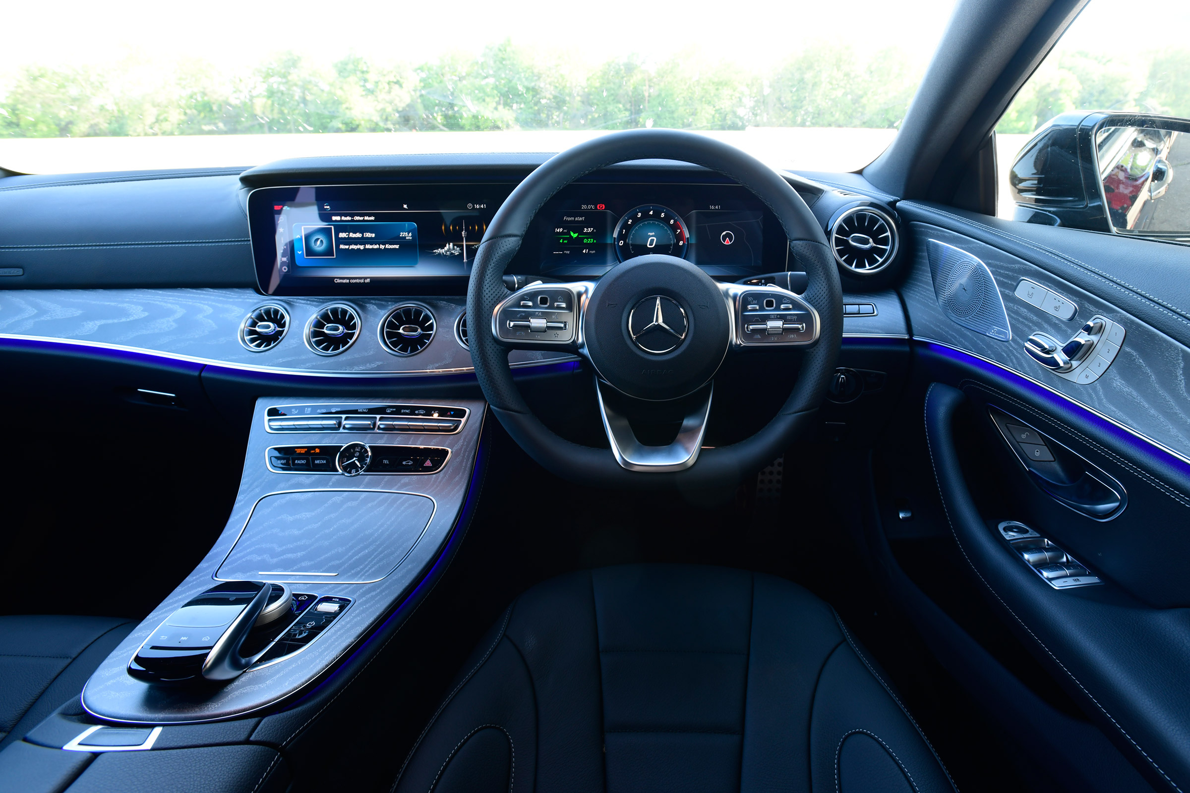 Mercedes CLS 450 - dash